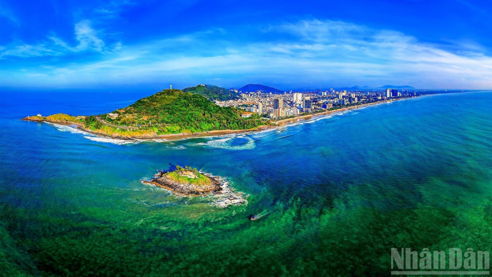 头顿——胡志明市海滨旅游中心的面貌